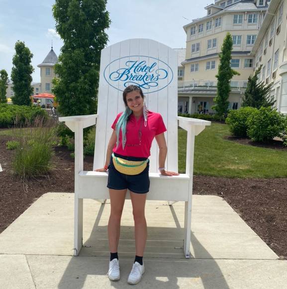 Meet your Posher, Natalie - Picture 1 of 1